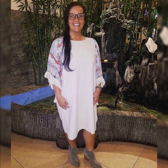 🌺 Posh Ambassador, Lisa - Picture 8 of 8